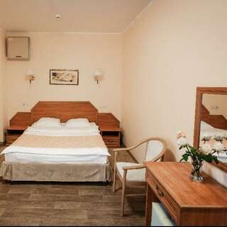 Гостиница Анкор Благовещенск Одноместный стандарт (одна двуспальная кровать)-4