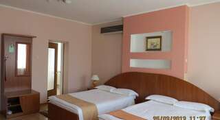 Гостиница Анкор Благовещенск Двухместный номер с 2 отдельными кроватями-2