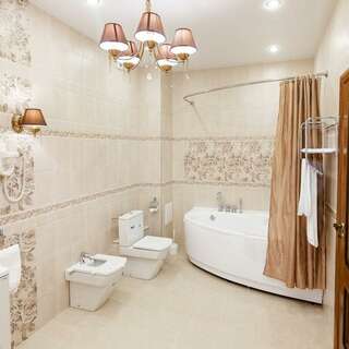 Гостиница Анкор Благовещенск Полулюкс (двуспальная кровать)-4