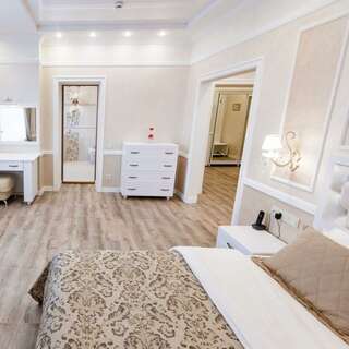 Гостиница Анкор Благовещенск Полулюкс (двуспальная кровать)-3