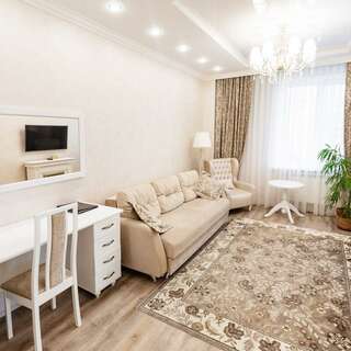 Гостиница Анкор Благовещенск Полулюкс (двуспальная кровать)-2